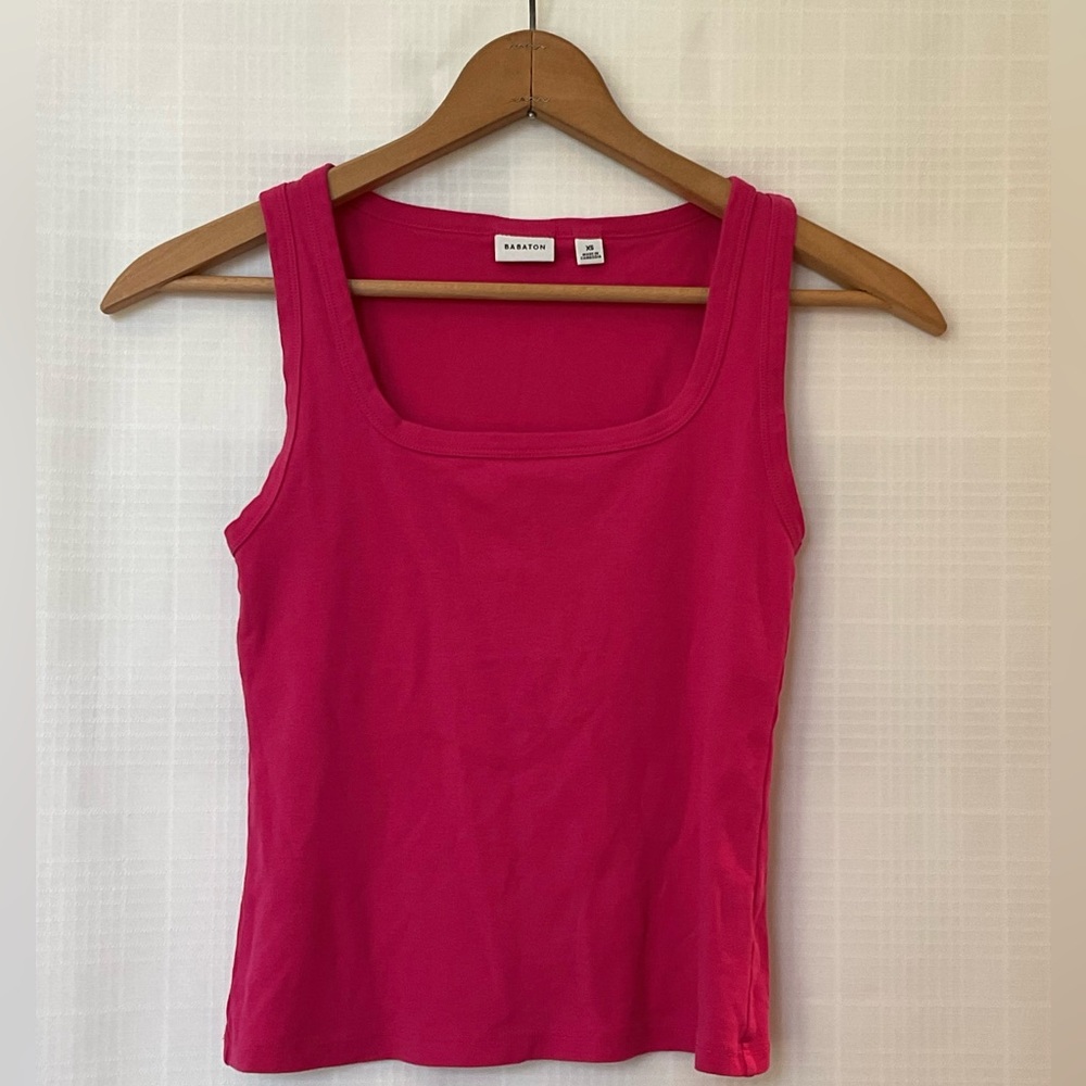 🌱Babaton Fuchsia Tank Top